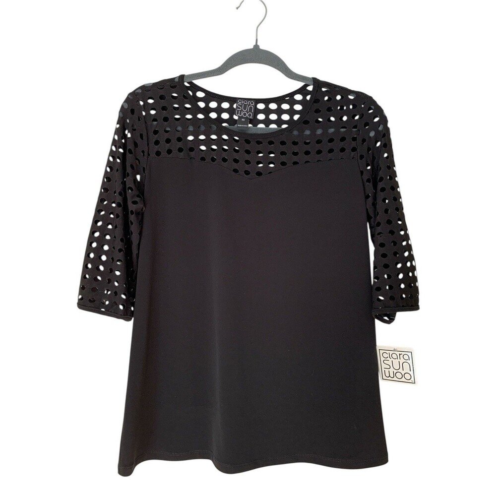 NWT Clara Sun Woo Circle Laser Cut 3/4 Sleeve Top Black - Size XS